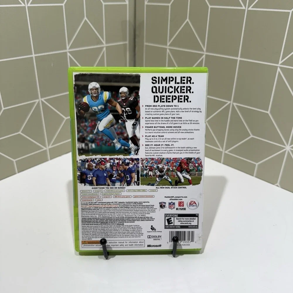 Madden NFL‎ 11 (Microsoft Xbox 360, 2010)